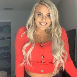 Meet your Posher, Alexis